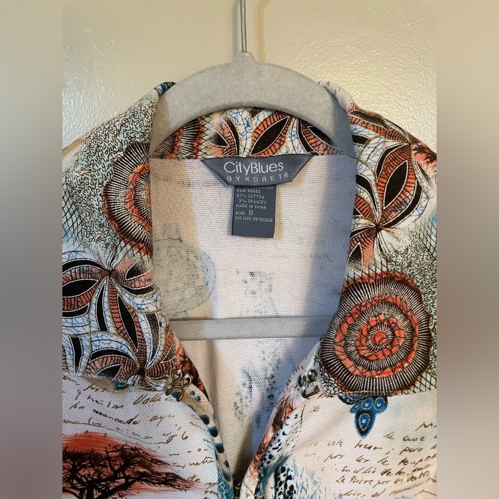 Unique Patterned Blazer Jacket - Picture 3 of 4